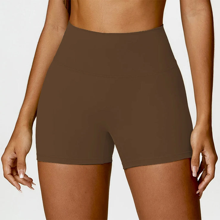 FORM INVISIBLE SCRUNCH SHORTS